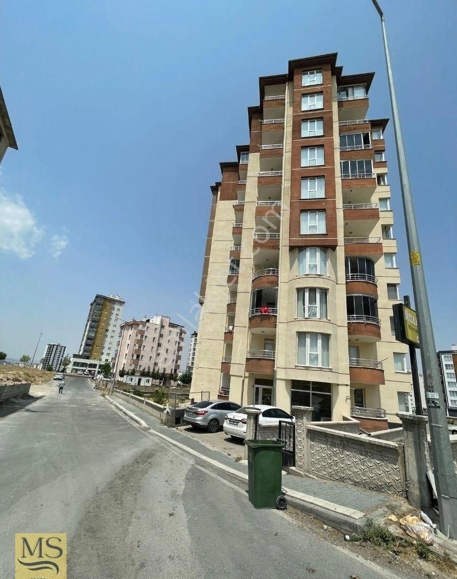 Mimsin Bölgesinin En Geniş 140 M2 Net 3+1 En Geniş Sarılık Daire - Görsel 23
