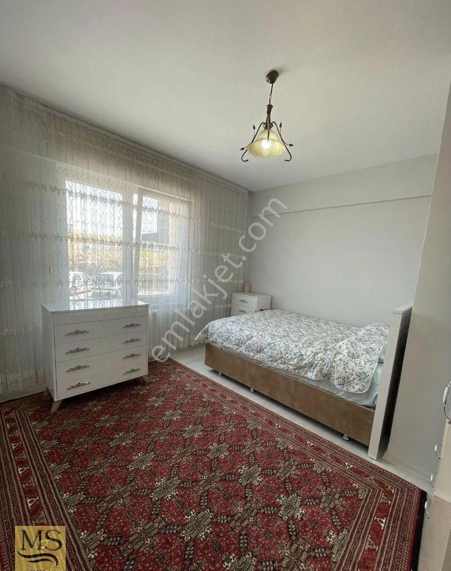 Mimsin Bölgesinin En Geniş 140 M2 Net 3+1 En Geniş Sarılık Daire - Görsel 11