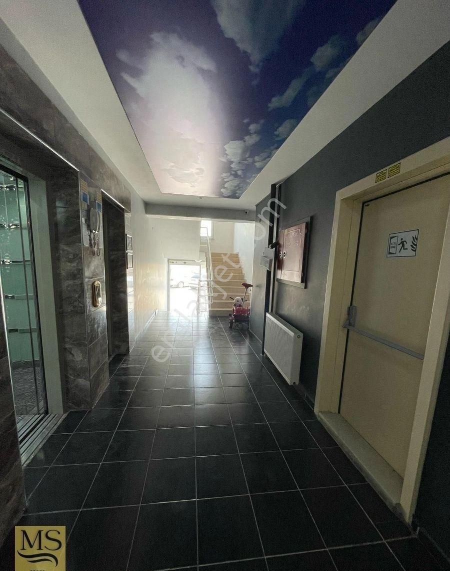 Mimsin Bölgesinin En Geniş 140 M2 Net 3+1 En Geniş Sarılık Daire - Görsel 13