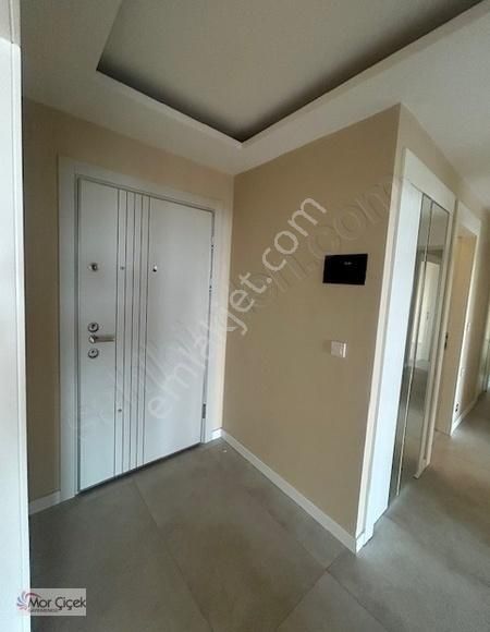 Mynar Life Sitesinde Kiralık Deniz Ve Havuz Manzaralı Lüks Daire