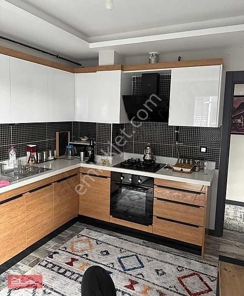 Şok Fiyat Kütahya Yıldırım Beyazıt Mah.sitede 2+1 Lüks Daire