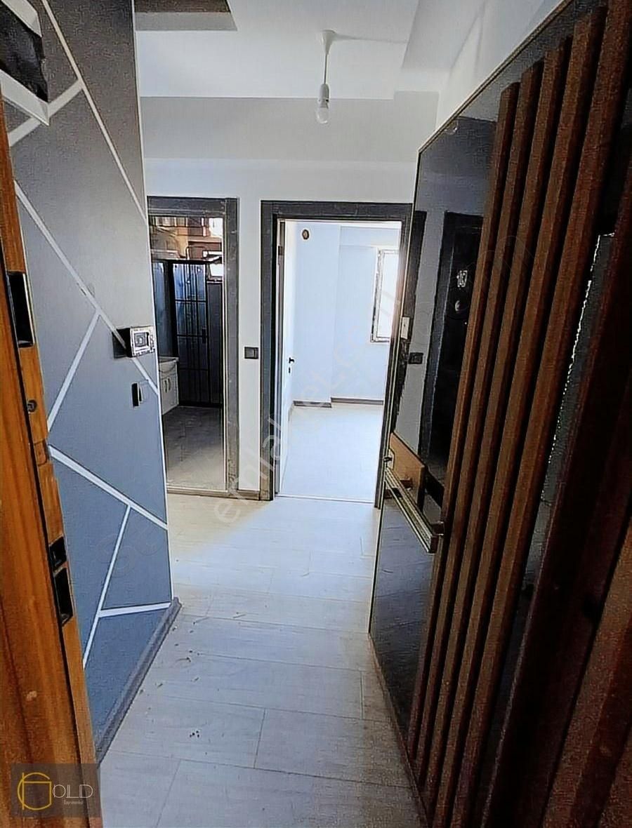 Uysal Market Arkası 1+1 Sıfır Daire