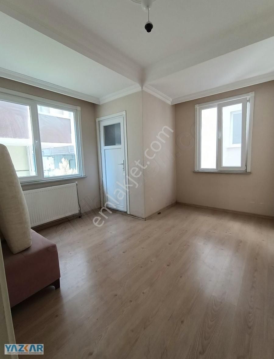 Metrobüse Yürüme Mesafesinde Satılık 2+1 Ara Kat Daire - Görsel 17