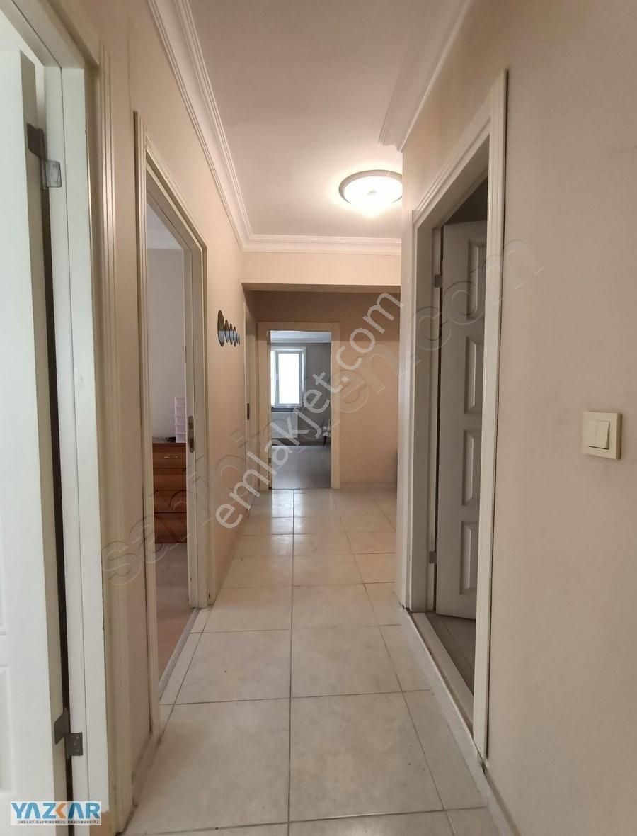 Metrobüse Yürüme Mesafesinde Satılık 2+1 Ara Kat Daire - Görsel 11