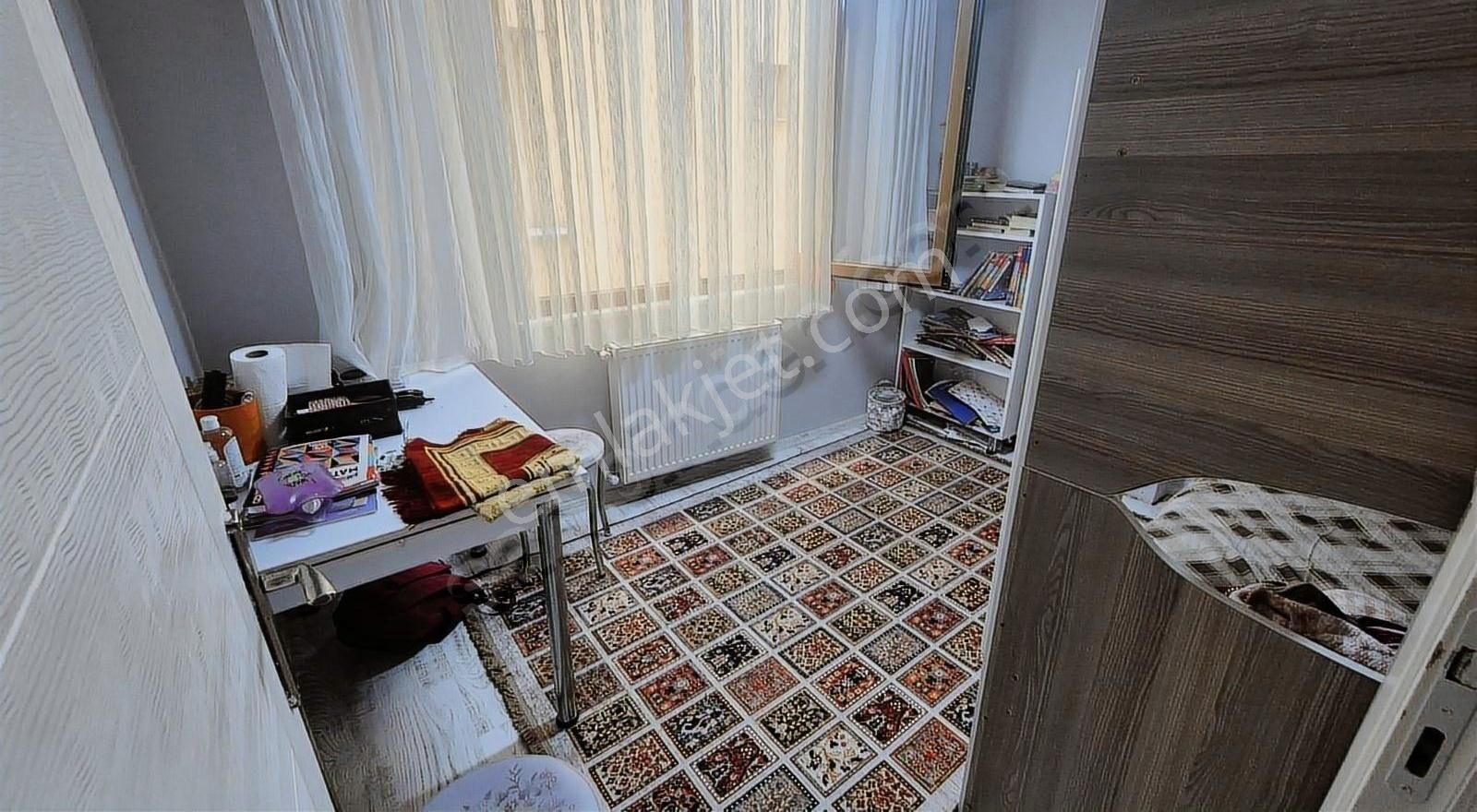 Bahçelievler Siyavuşpaşa'da Satılık 2+1 Daire - Görsel 6