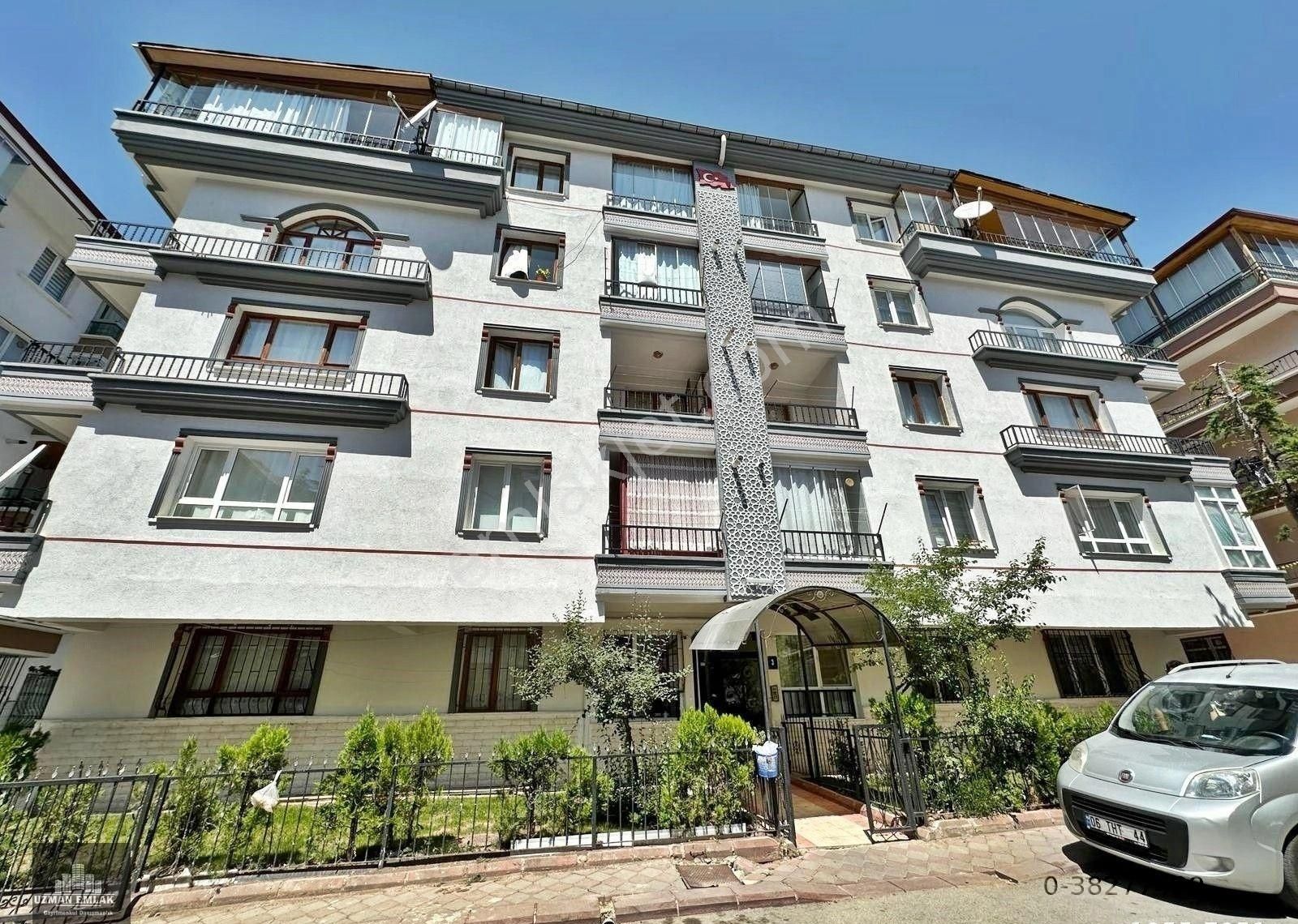 █uzman Emlak█masrafsız Merkezi Konumda 2+1 Satılık Daire !