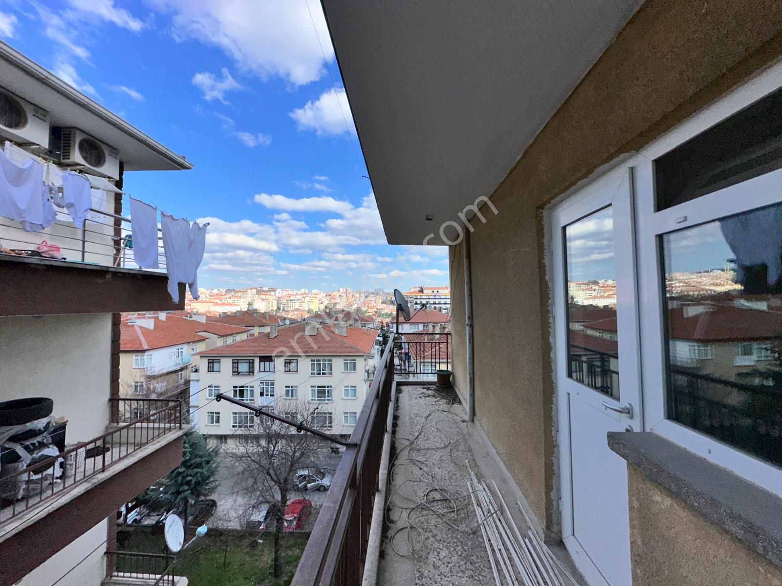 Uzman Emlak'dan Şenlik Mh'de Düz Sokak'da Katta Yeni Boyalı Şehir Manzaralı 3+1 Daire - Görsel 22