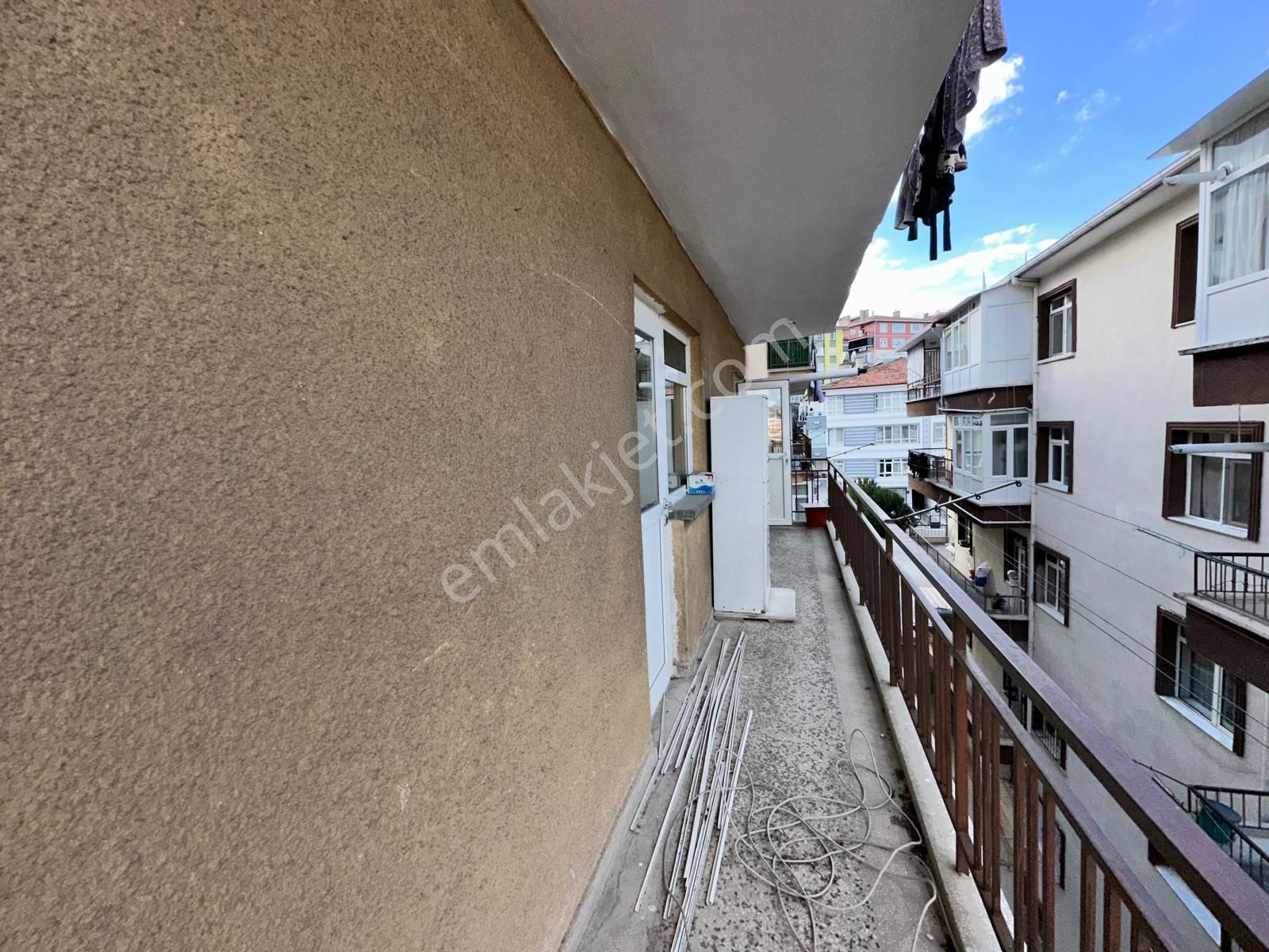 Uzman Emlak'dan Şenlik Mh'de Düz Sokak'da Katta Yeni Boyalı Şehir Manzaralı 3+1 Daire - Görsel 19