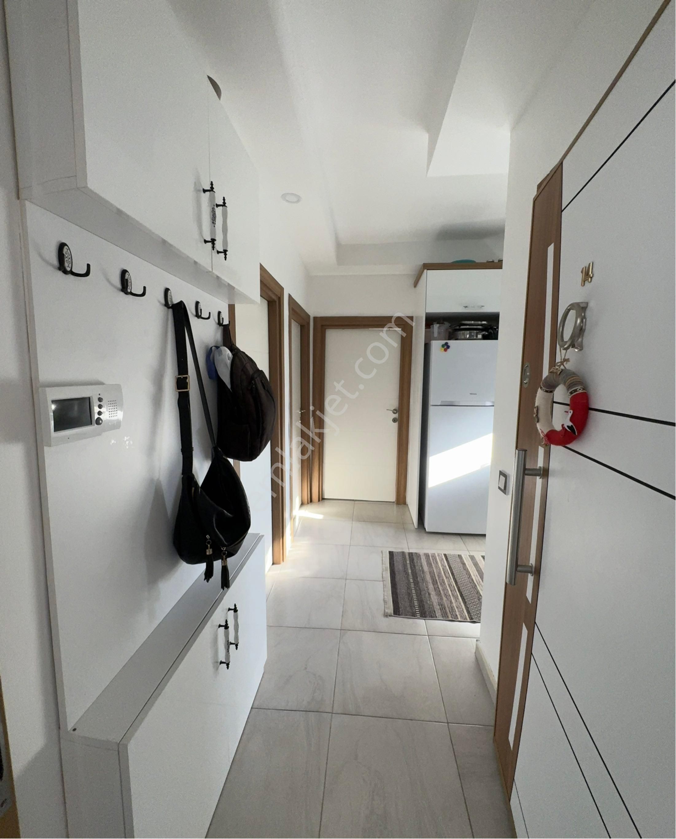 Ertugrul'dan Deniz Manzaralı Eşyalı Satılık 2+1 Daire - Görsel 8