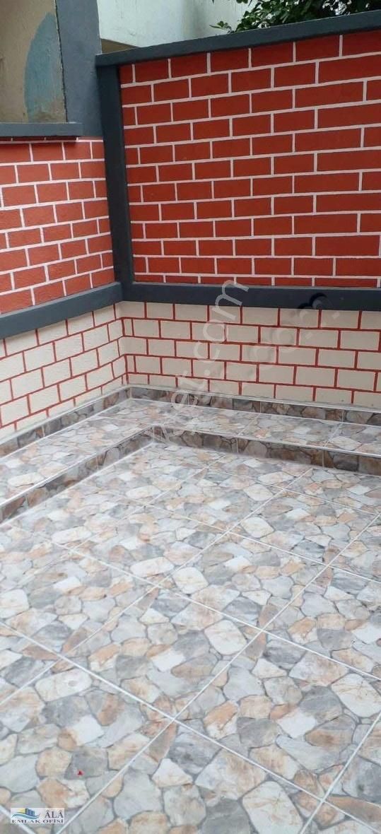 Gönül Durağı Yakını 2+1 Bahçeli Düz Giriş Yadilatlı