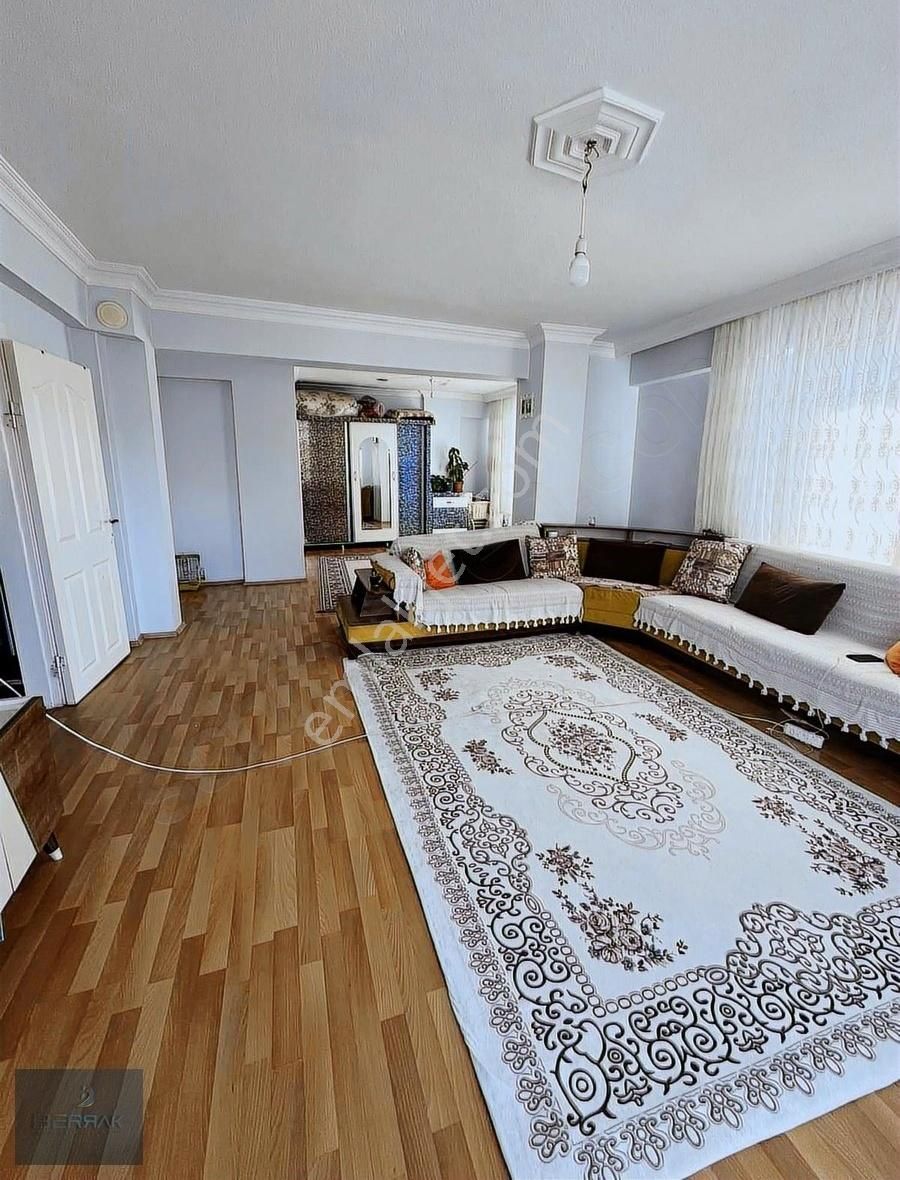 Çorlu Muhittin Mahallesinde Acil Satılık 4+2 Dubleks Daire - Görsel 9