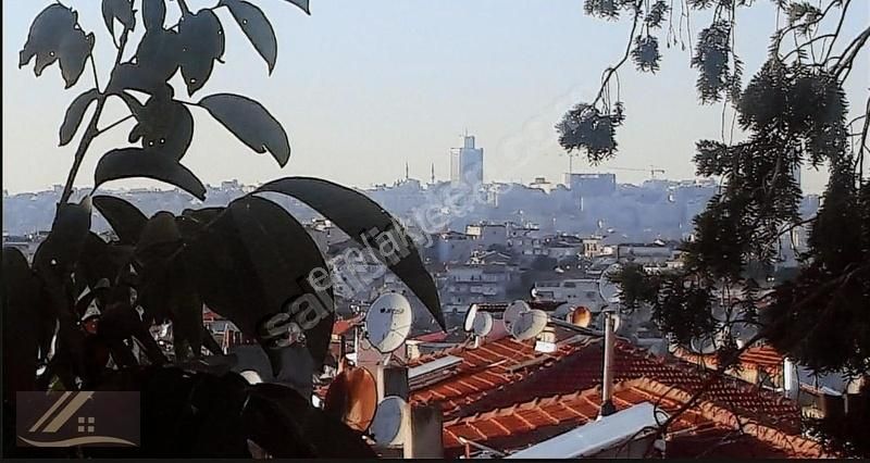 Üsküdar Merkez Yeşil Ve Avrupa Yakası Manzaralı