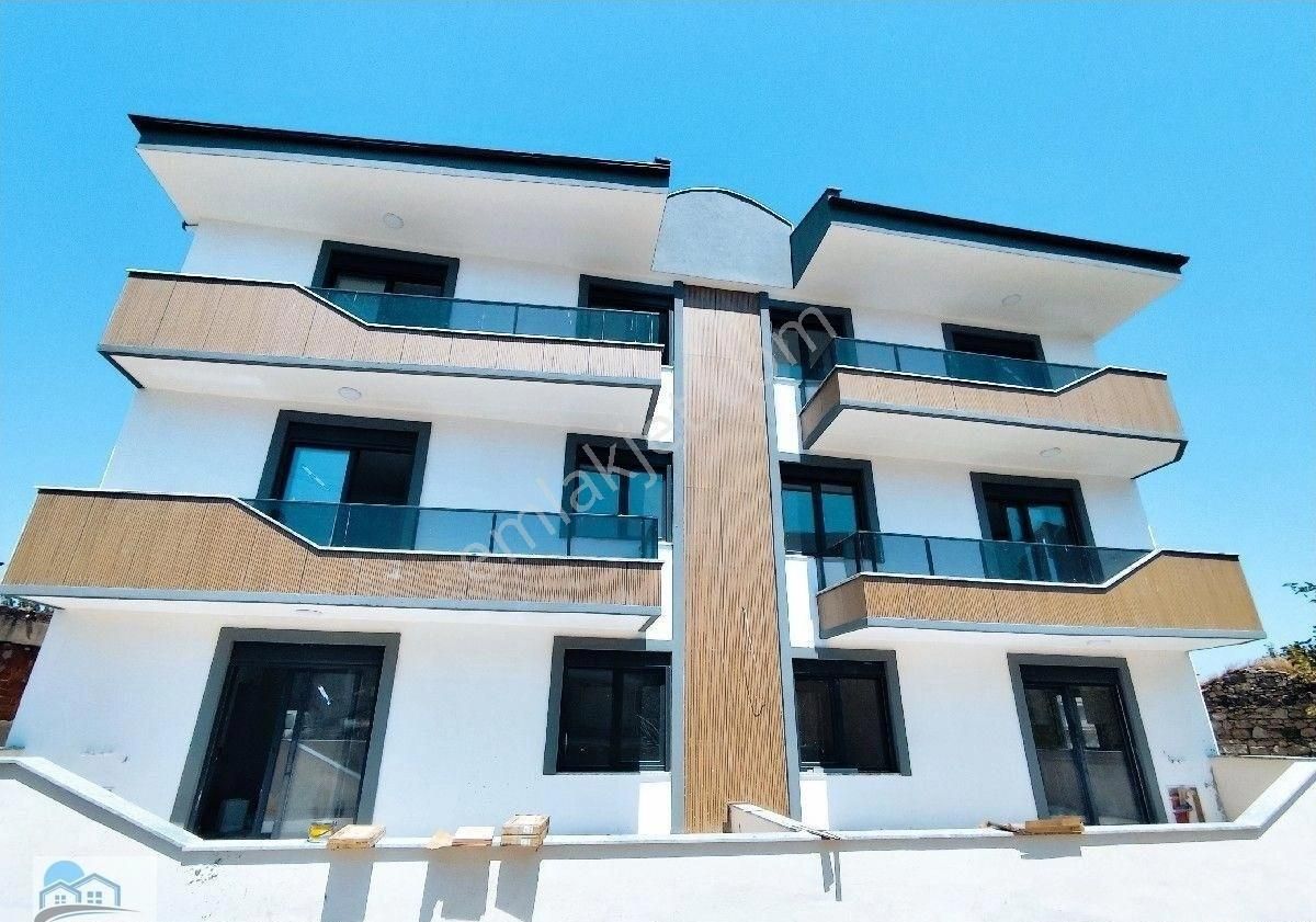 Marinadan Köşe Konumlu Ferah Lüks Daireler - Görsel 5