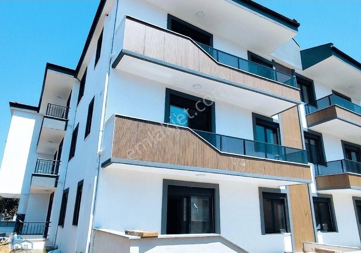 Marinadan Köşe Konumlu Ferah Lüks Daireler - Görsel 18
