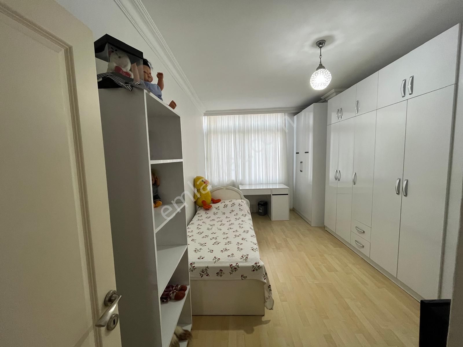 Ergünden Gazi'de Sahile Yakın Doğalgaz Asansörlü Geniş 3+1 Daire - Görsel 19