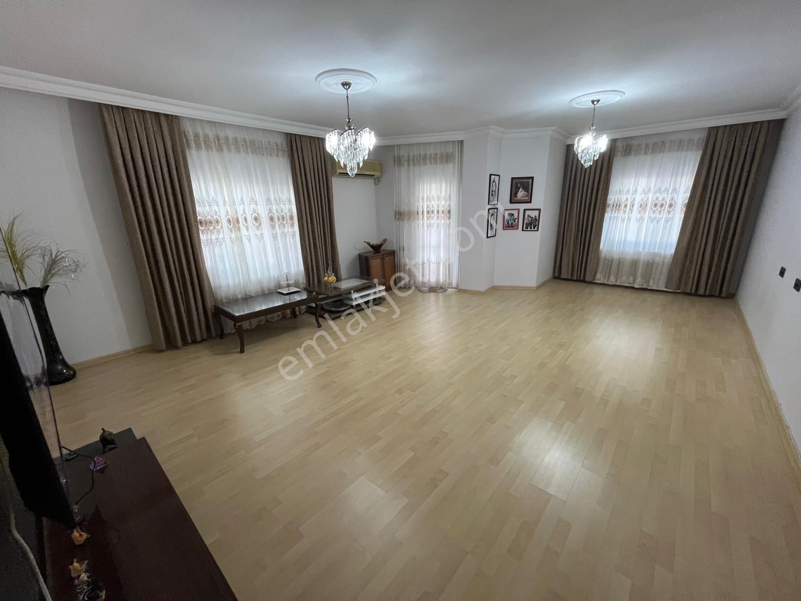 Ergünden Gazi'de Sahile Yakın Doğalgaz Asansörlü Geniş 3+1 Daire - Görsel 3