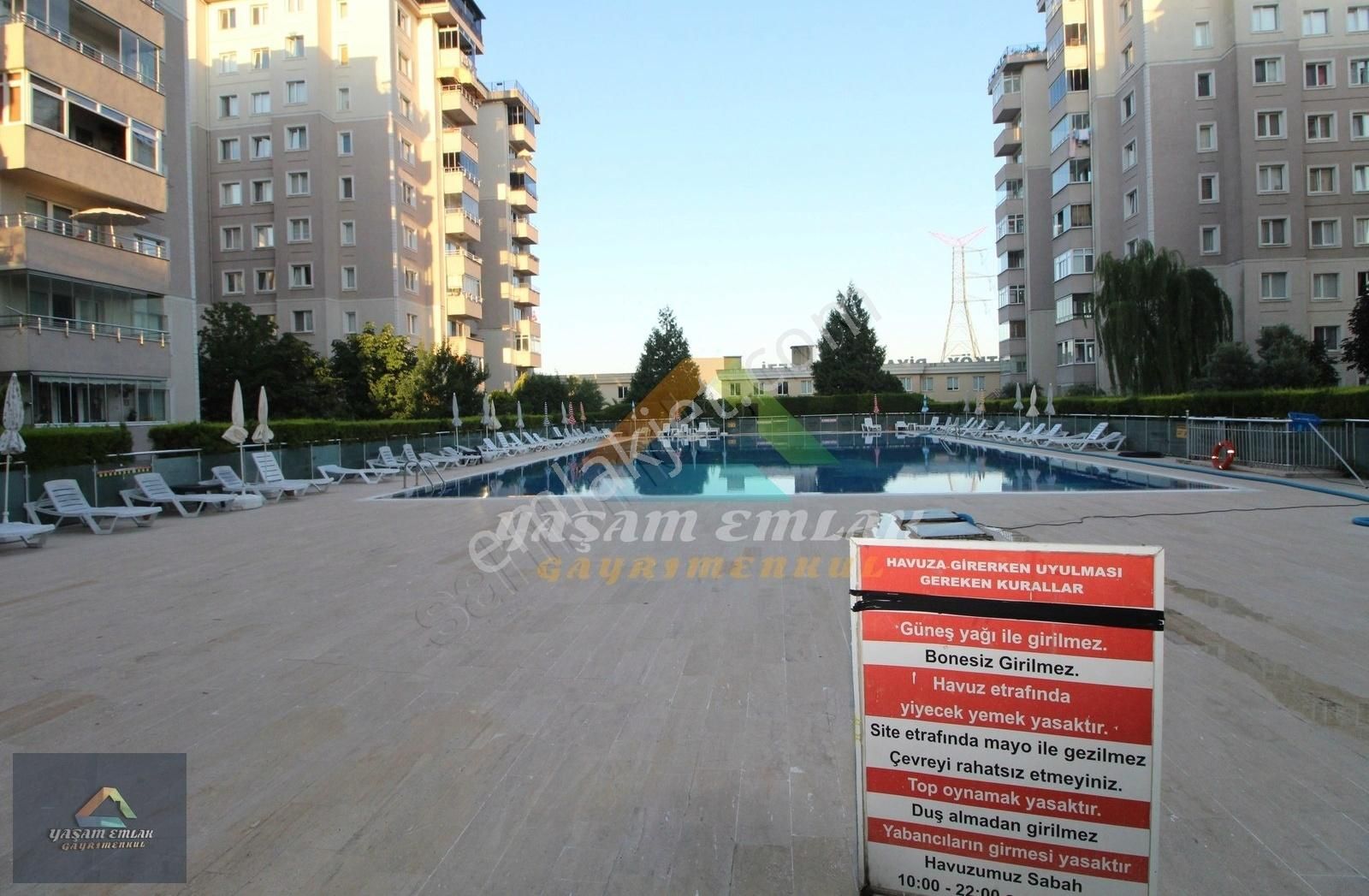 Satılık Krediye Uygun Site İçi 5+1 Teraslı Üst Dubleks Daire