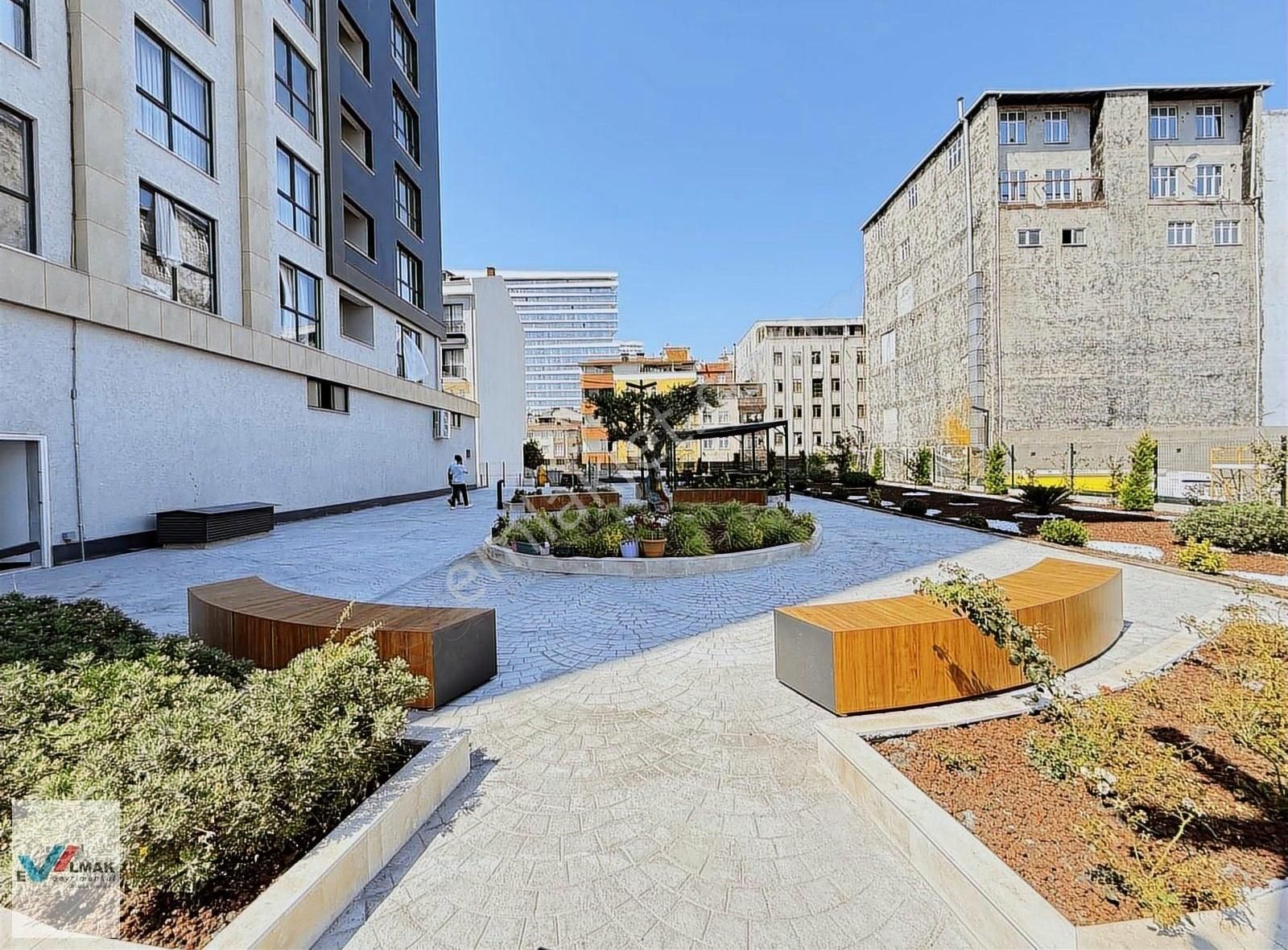 Evalmak'ta Site'de 3+1 Asansörlü Otoparklı Peysajlı Arakat Daire - Görsel 23