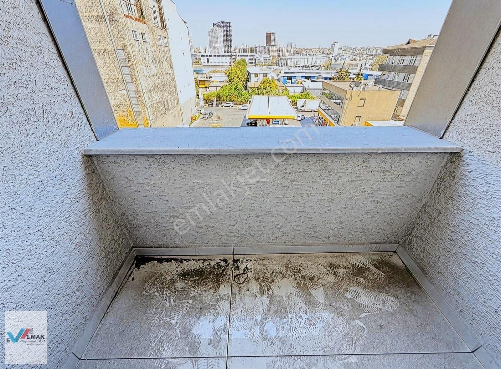 Evalmak'ta Site'de 3+1 Asansörlü Otoparklı Peysajlı Arakat Daire - Görsel 21