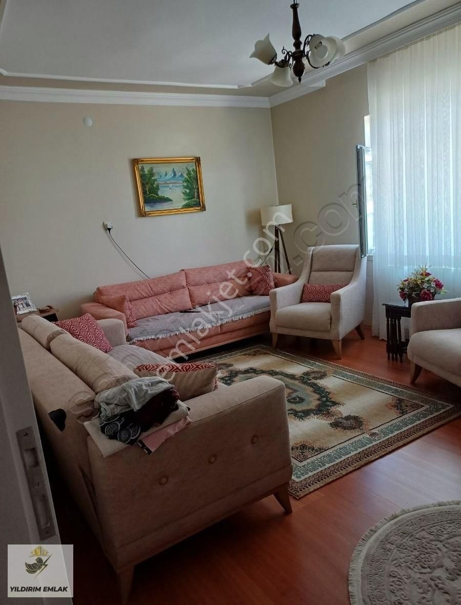 Yıldırım Emlak'tan Kurtulusta 3+1 Bagımsız Cıft Cephe Daire