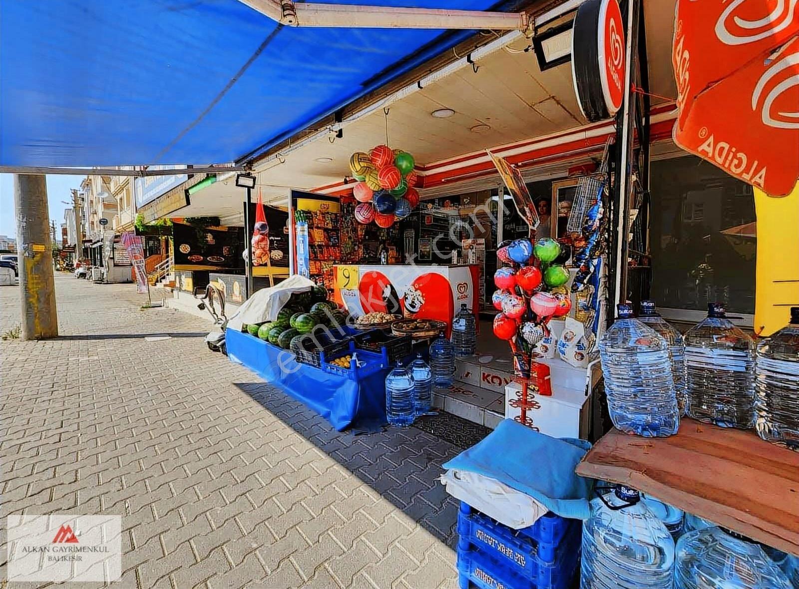 Beyoğlu Caddesi Üzerinde Hem Market Hem Evi Tek Fiyat - Görsel 4