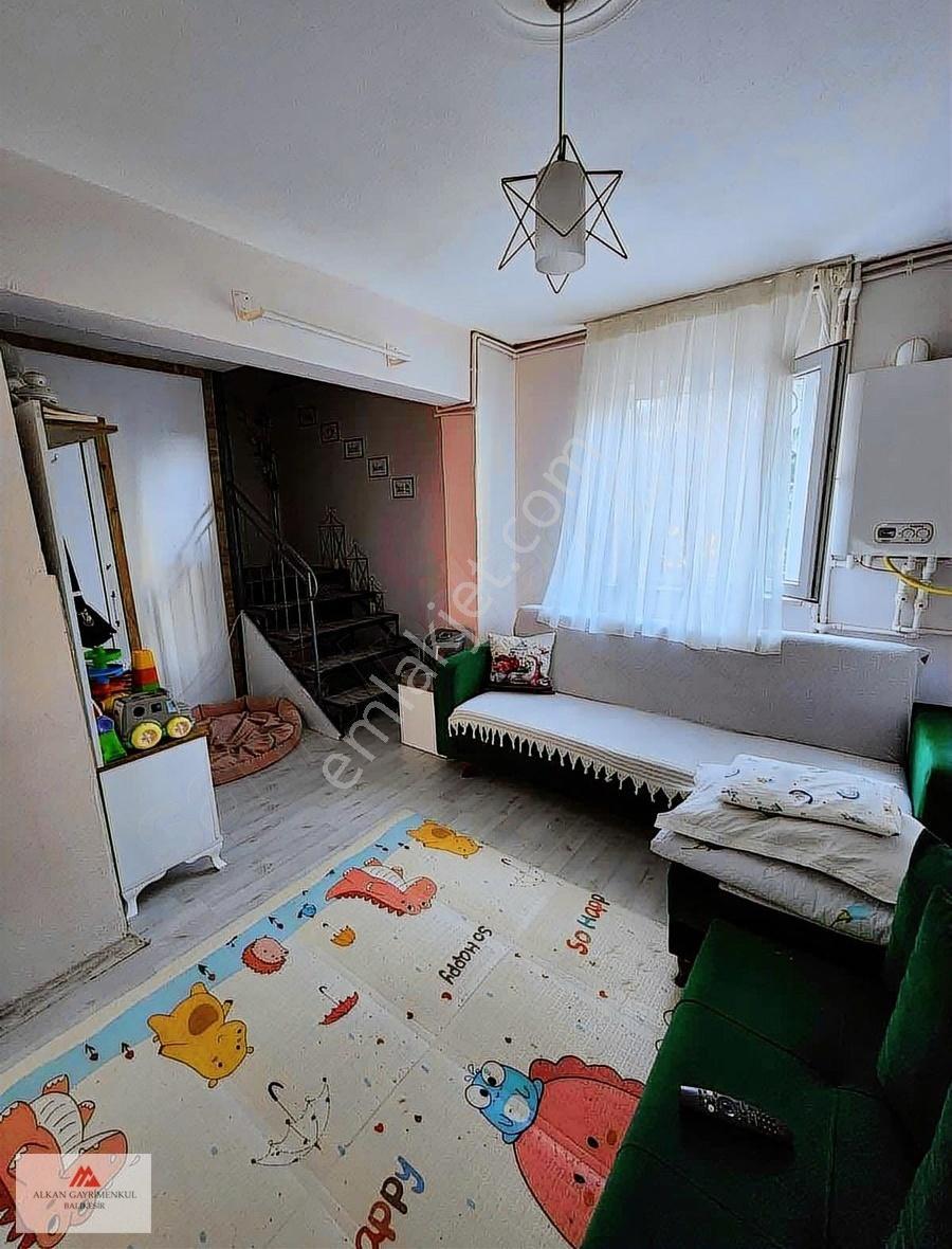 Beyoğlu Caddesi Üzerinde Hem Market Hem Evi Tek Fiyat - Görsel 8