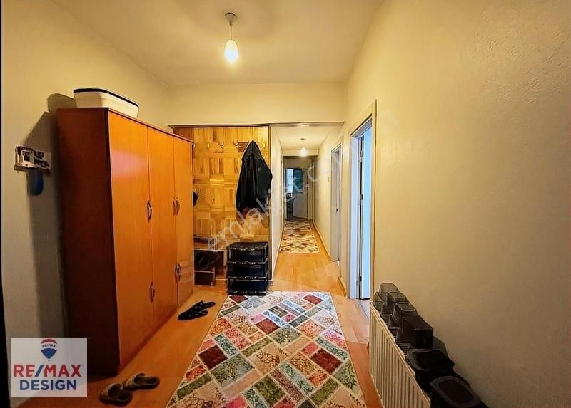 Remax Design Erenler Bağlar'da 3+1 Ana Yol Üzerinde 140m² Daire - Görsel 11