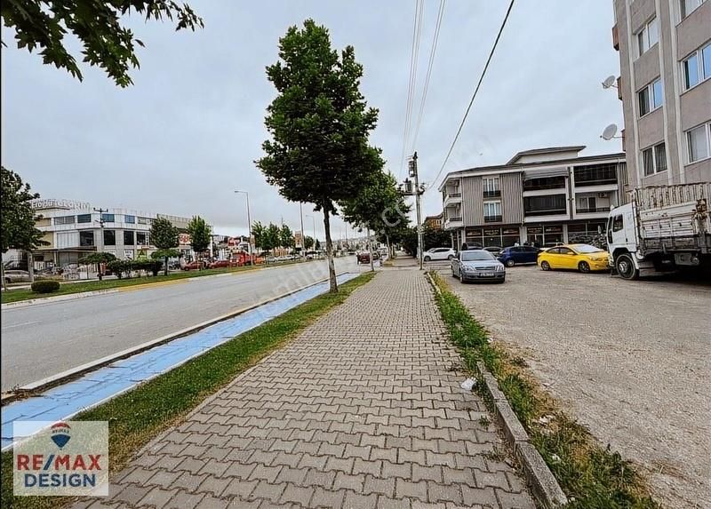 Remax Design Erenler Bağlar'da 3+1 Ana Yol Üzerinde 140m² Daire - Görsel 19