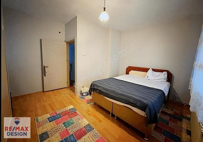 Remax Design Erenler Bağlar'da 3+1 Ana Yol Üzerinde 140m² Daire - Görsel 21