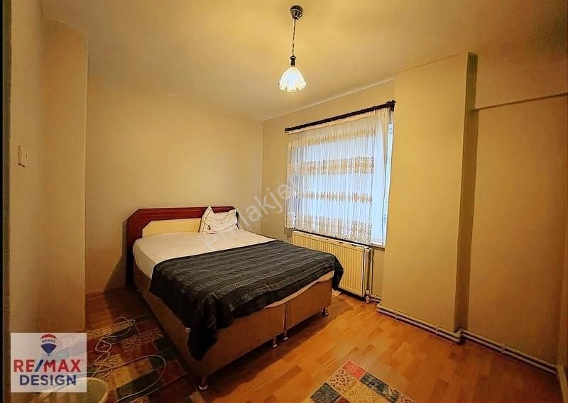 Remax Design Erenler Bağlar'da 3+1 Ana Yol Üzerinde 140m² Daire - Görsel 15