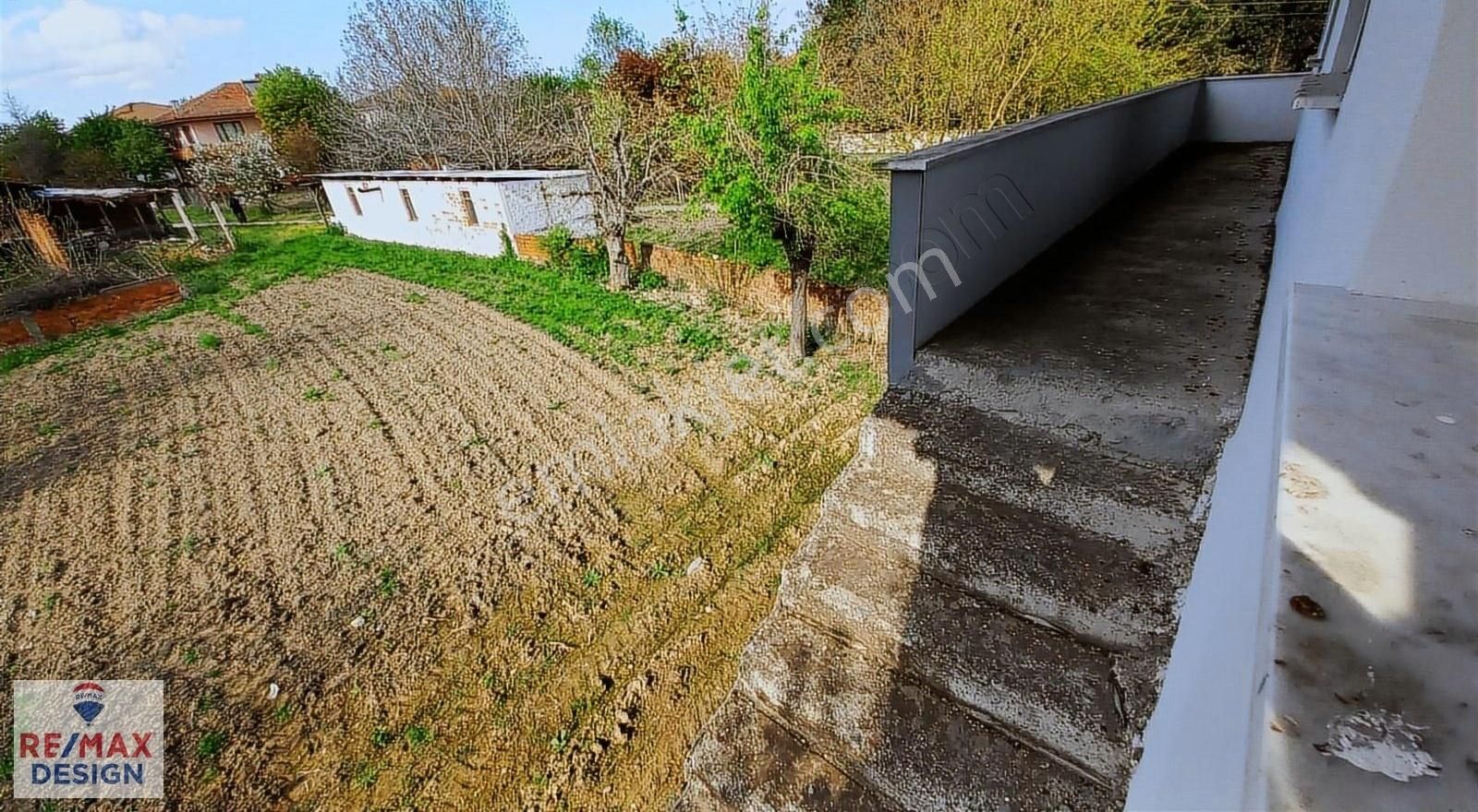 Remax Design Erenler Pirahmetler 2000m2 De Satılık Müstakil Ev - Görsel 22