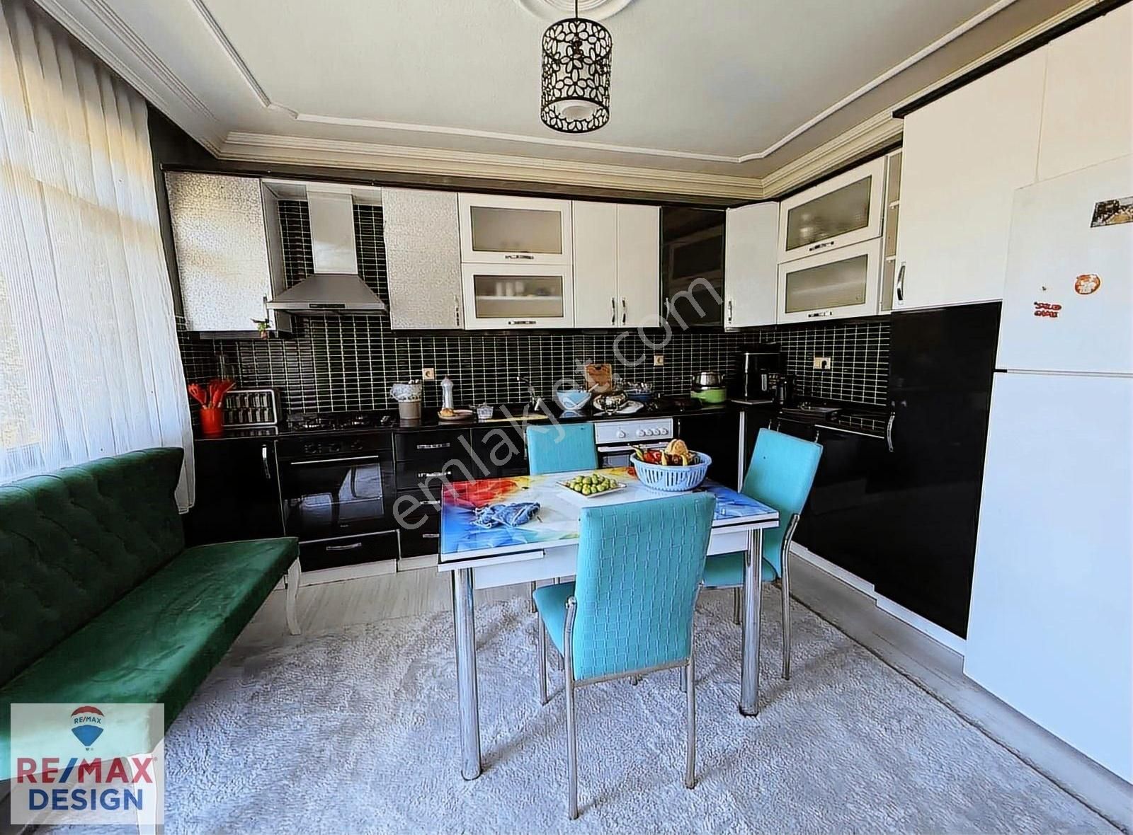 Remax Design Erenler Pirahmetler 2000m2 De Satılık Müstakil Ev - Görsel 26