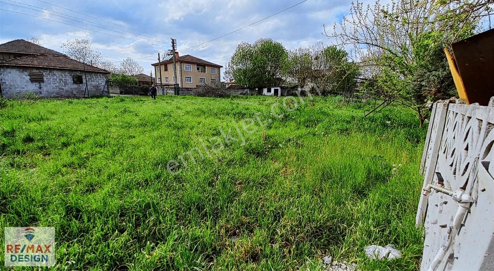 Remax Design Erenler Pirahmetler 2000m2 De Satılık Müstakil Ev - Görsel 33