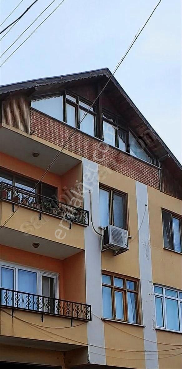 Remax Desıgn Erenler Bölge Uzmanından Satılık Daire - Görsel 13