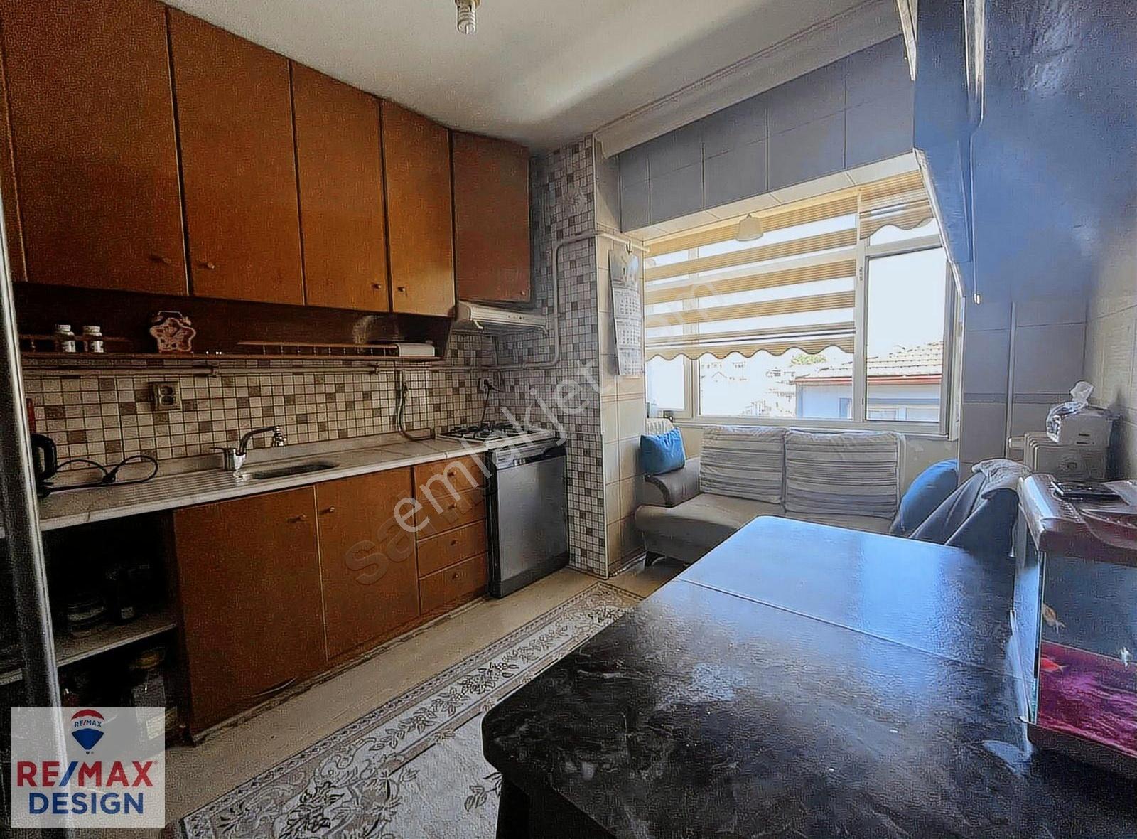 Remax Desıgn Adapazarı Merkezde Satılık 3+1 Daire - Görsel 9