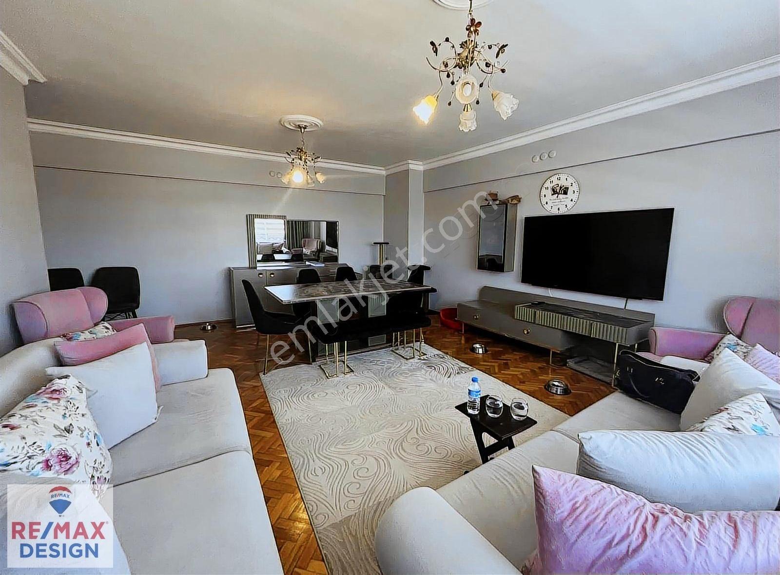 Remax Desıgn Adapazarı Merkezde Satılık 3+1 Daire - Görsel 14