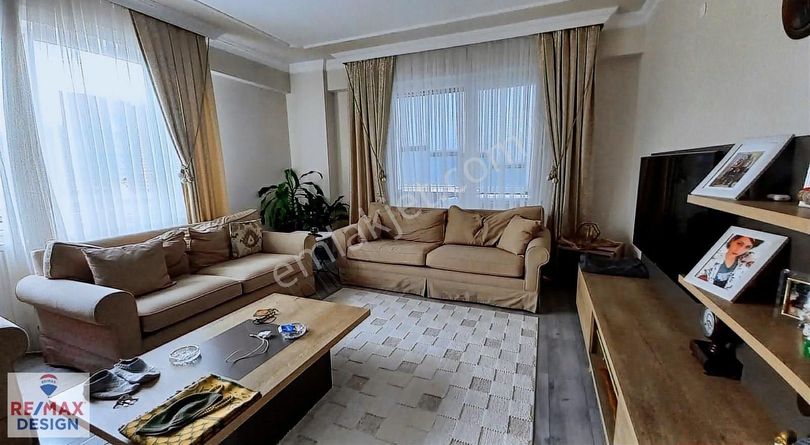 Remax Desıgn Erenler Bölge Uzmanından 3+1 Satılık Daıre - Görsel 3