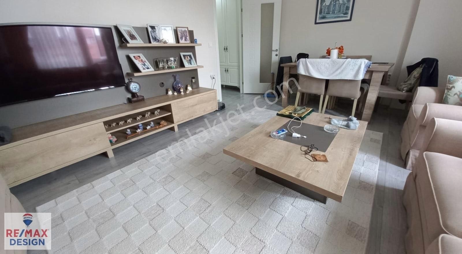 Remax Desıgn Erenler Bölge Uzmanından 3+1 Satılık Daıre - Görsel 5