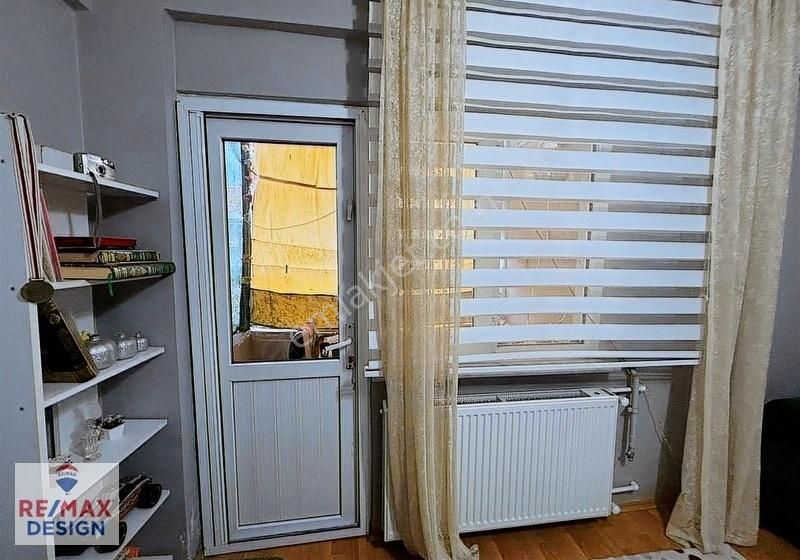 Yazlık'ta 323 M² Arsa İçinde 2 Katlı Bahçeli Müstakil Ev Ve Arsa - Görsel 3