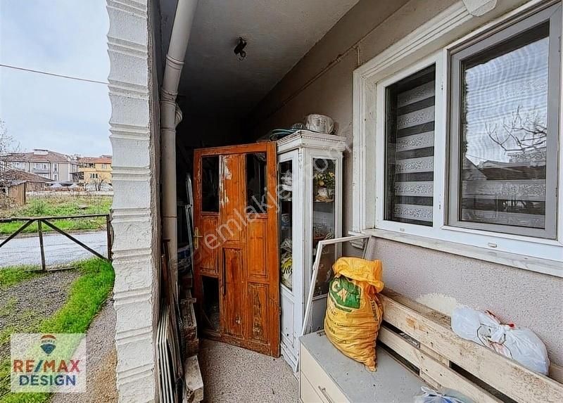Yazlık'ta 323 M² Arsa İçinde 2 Katlı Bahçeli Müstakil Ev Ve Arsa - Görsel 6