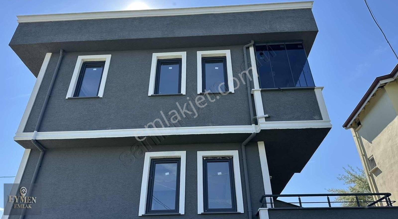 ▃▅▇ Eymen Emlak ▇▅▃ Merkezi Konumda Denize Yürüme Mesfs Villa - Görsel 13