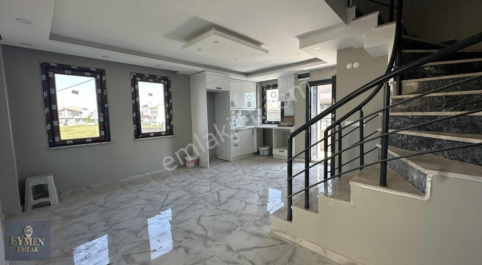 ▃▅▇ Eymen Emlak ▇▅▃ Merkezi Konumda Denize Yürüme Mesfs Villa - Görsel 8