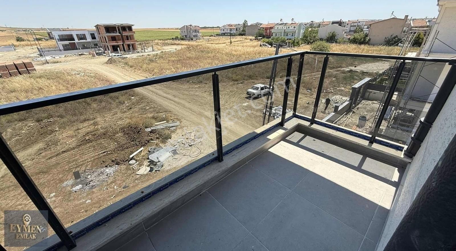 Eymen Emlak Yeniçiflik Merkezde Ultura Lüx Yerden Isıtmalı Villa - Görsel 4