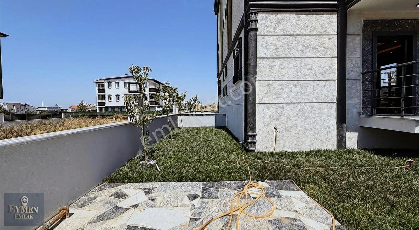 Eymen Emlak Yeniçiflik Merkezde Ultura Lüx Yerden Isıtmalı Villa - Görsel 8