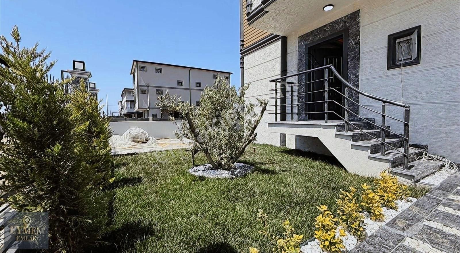 Eymen Emlak Yeniçiflik Merkezde Ultura Lüx Yerden Isıtmalı Villa - Görsel 11