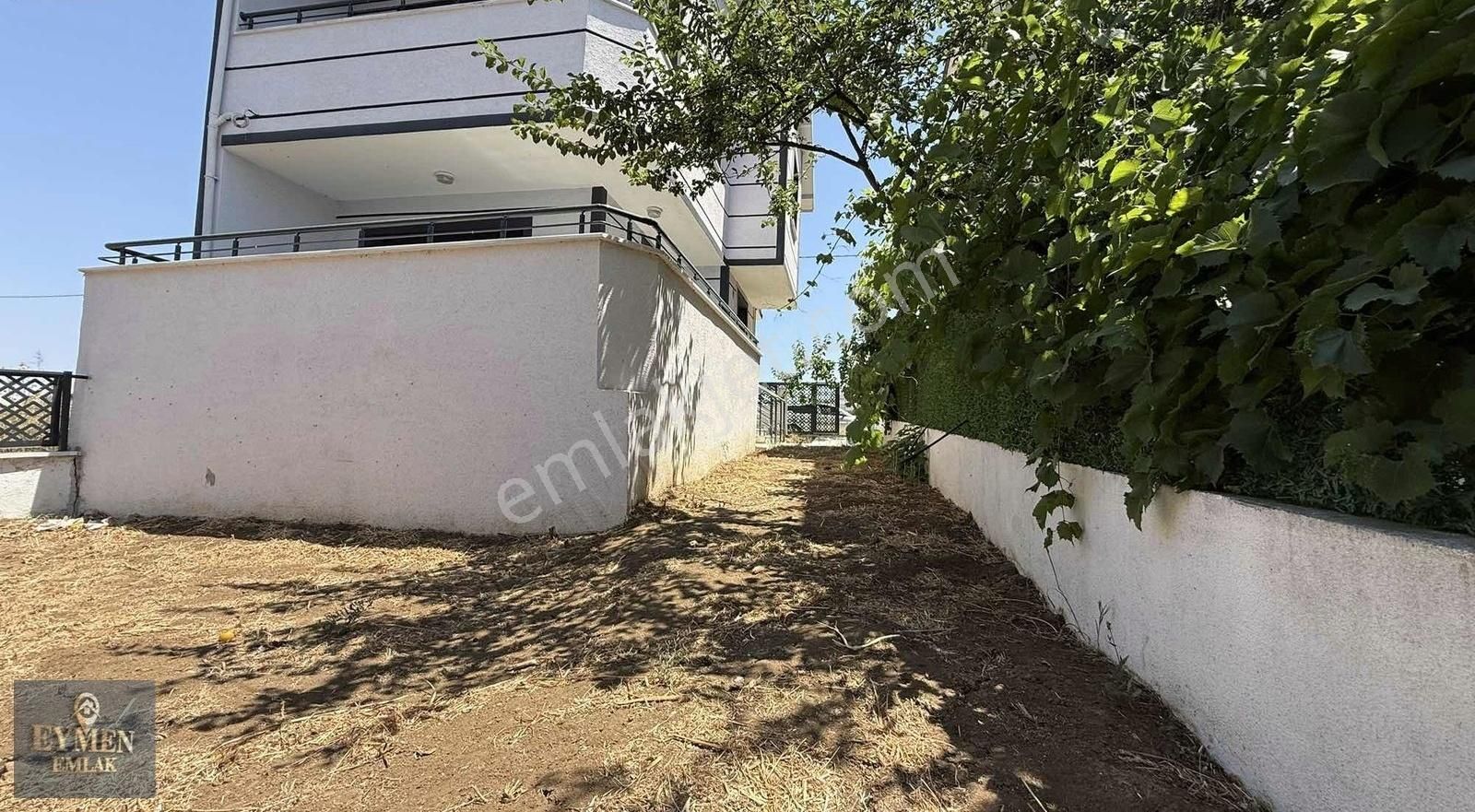 ▃▅▇ Eymen Emlak ▇▅▃ Geniş Bahçeli Merkezi Konumda İskanlı Villa - Görsel 12