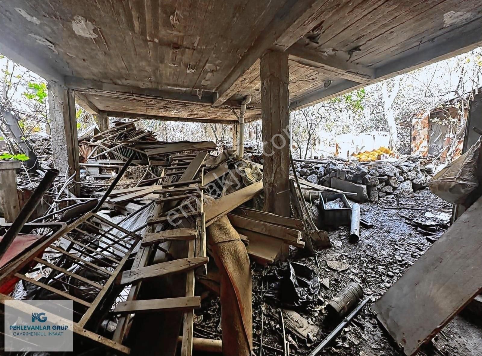 Kısa Süreliğine Çarşı Merkezde Arsa Parasına Satılık Müstakil Ev - Görsel 12