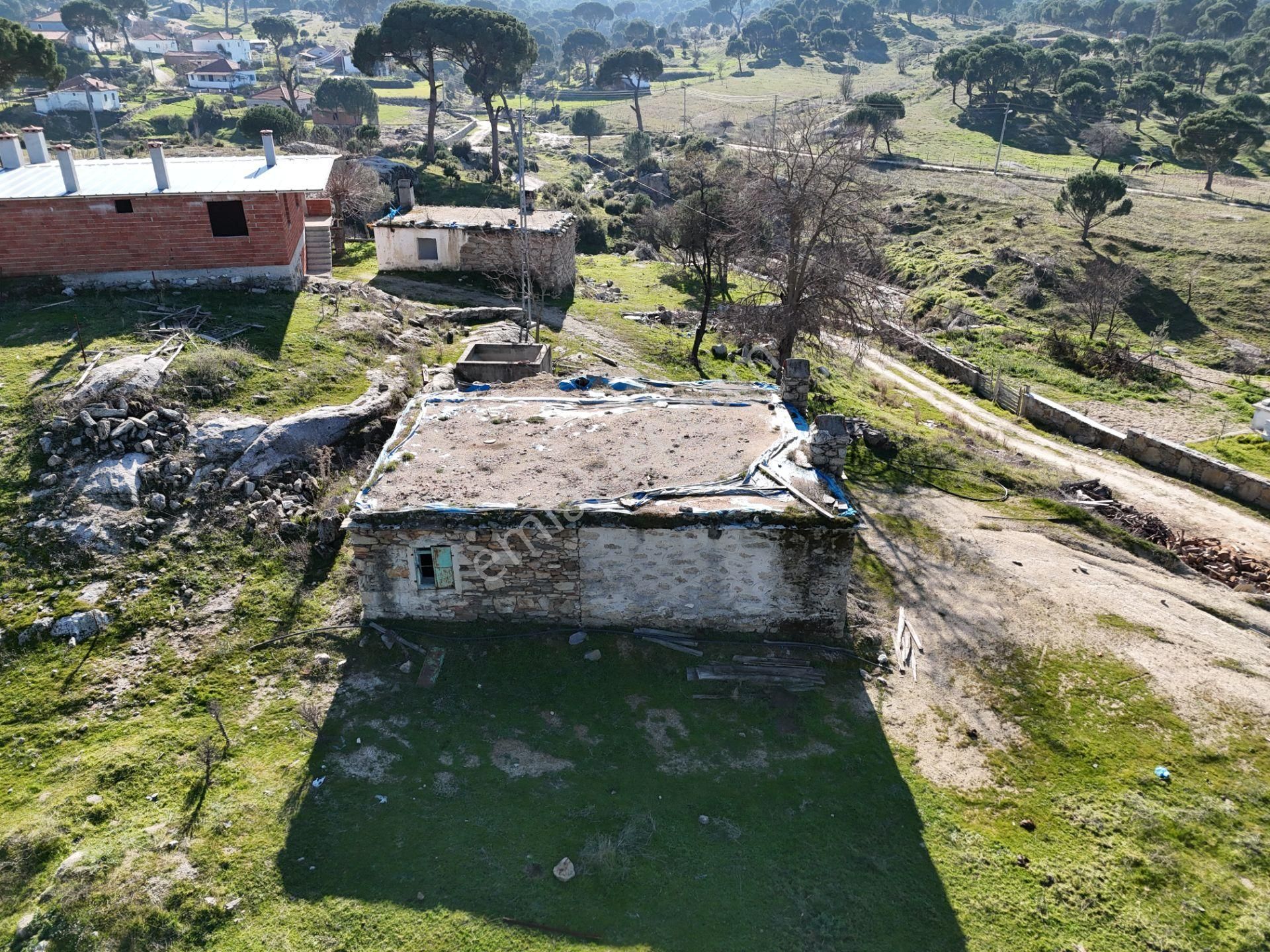 Milas Akkovanlık’ta 1.730 M² Tek Tapu Taş Ev Ve Bahçe - Görsel 3