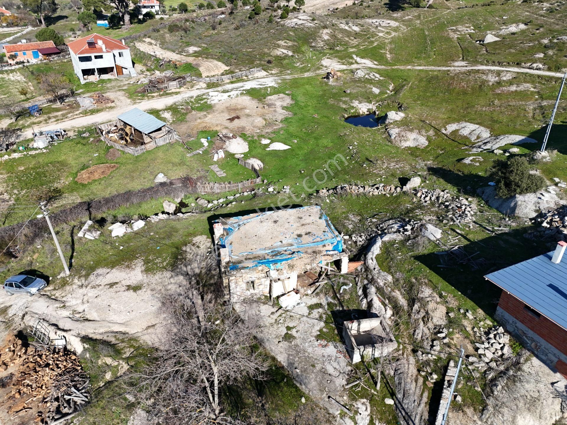 Milas Akkovanlık’ta 1.730 M² Tek Tapu Taş Ev Ve Bahçe - Görsel 8