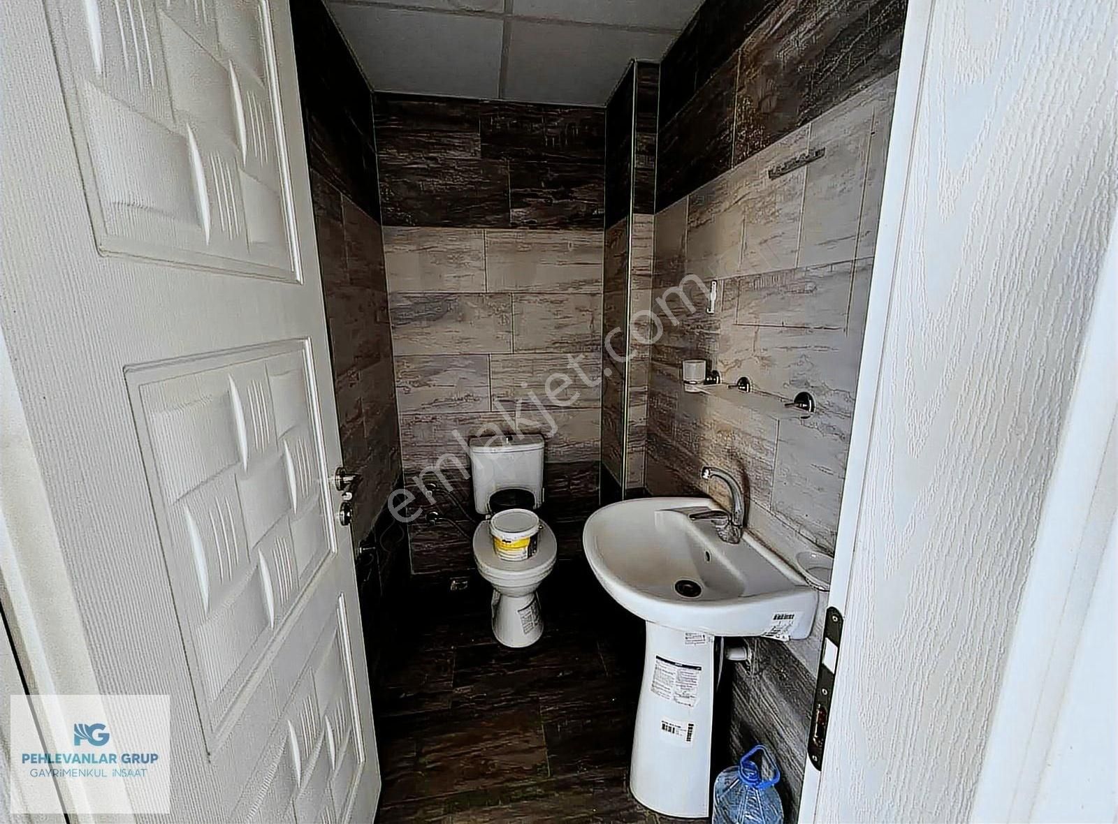 Pehlevanlar'dan Güneş Mah Adliye Yanında Kiralık Dükkan